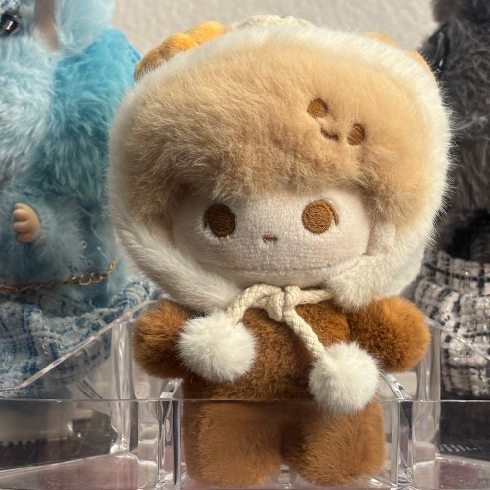 Dimo Wooly Baa Baa Fluffy & Cozy Plush Keychain Pop Mart Plush Pendant w Box